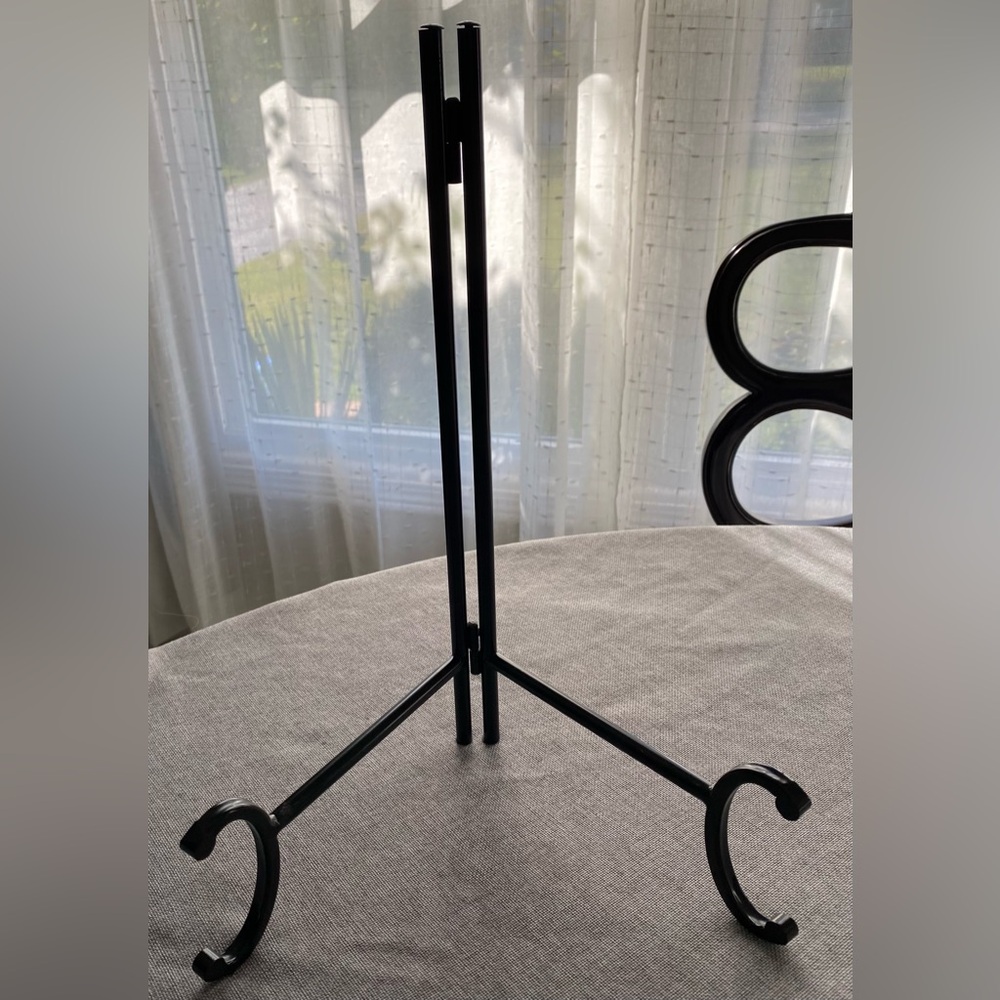 Black Metal Display Stand / Pumpkin Plate NOT INCLUDED